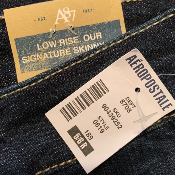 Aeropostale Women Bayla Low Rise Distressed Skinny Jeans Size 5/6 - Picture 11 of 11